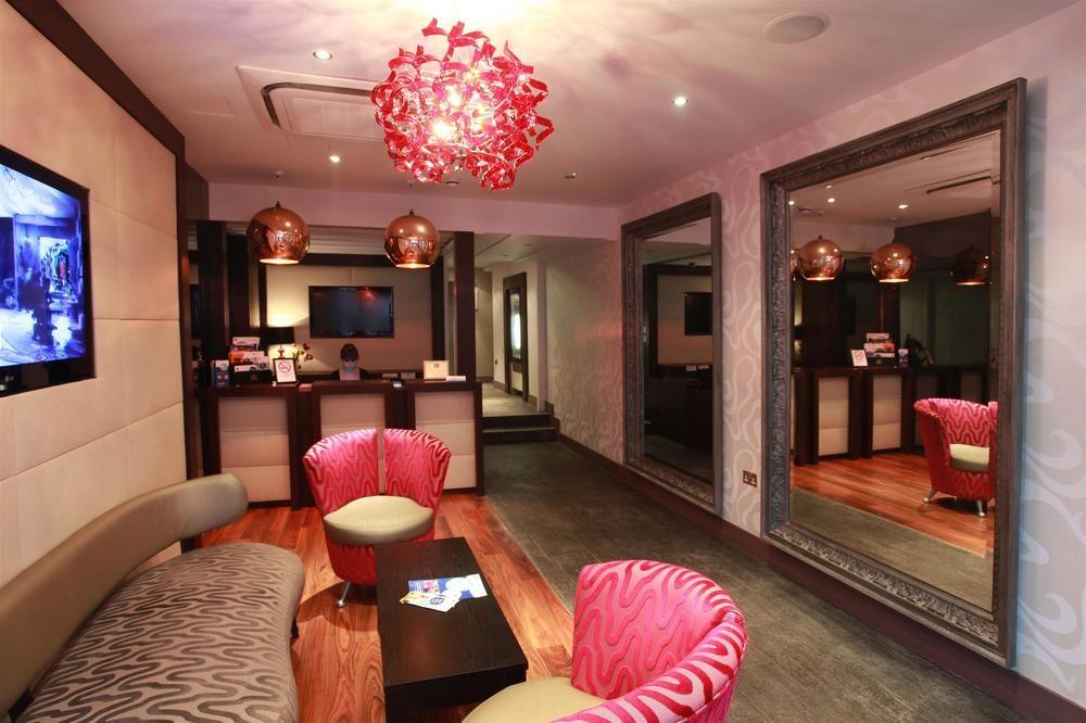 Maitrise Suites Apartment Hotel Ealing - לונדון מראה חיצוני תמונה