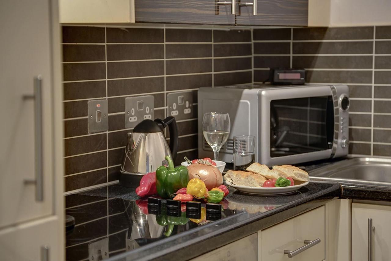 Maitrise Suites Apartment Hotel Ealing - לונדון מראה חיצוני תמונה